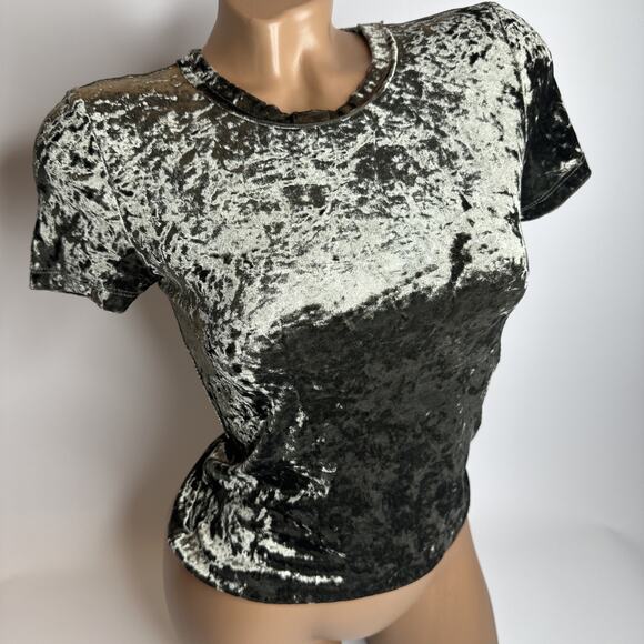 Free People Crushed Velvet Baby Tee XS Stretch Goth Grunge Witchy Soft Y2K Top - Picture 1 of 9